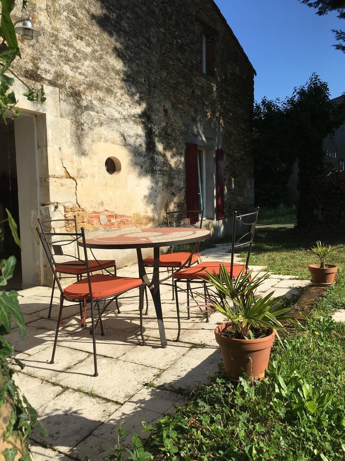 Gite Le Puy Rabasteau Chantonnay Kültér fotó